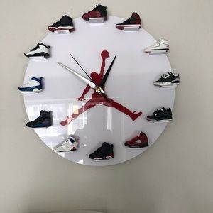Air Jordan 3D shoes clock